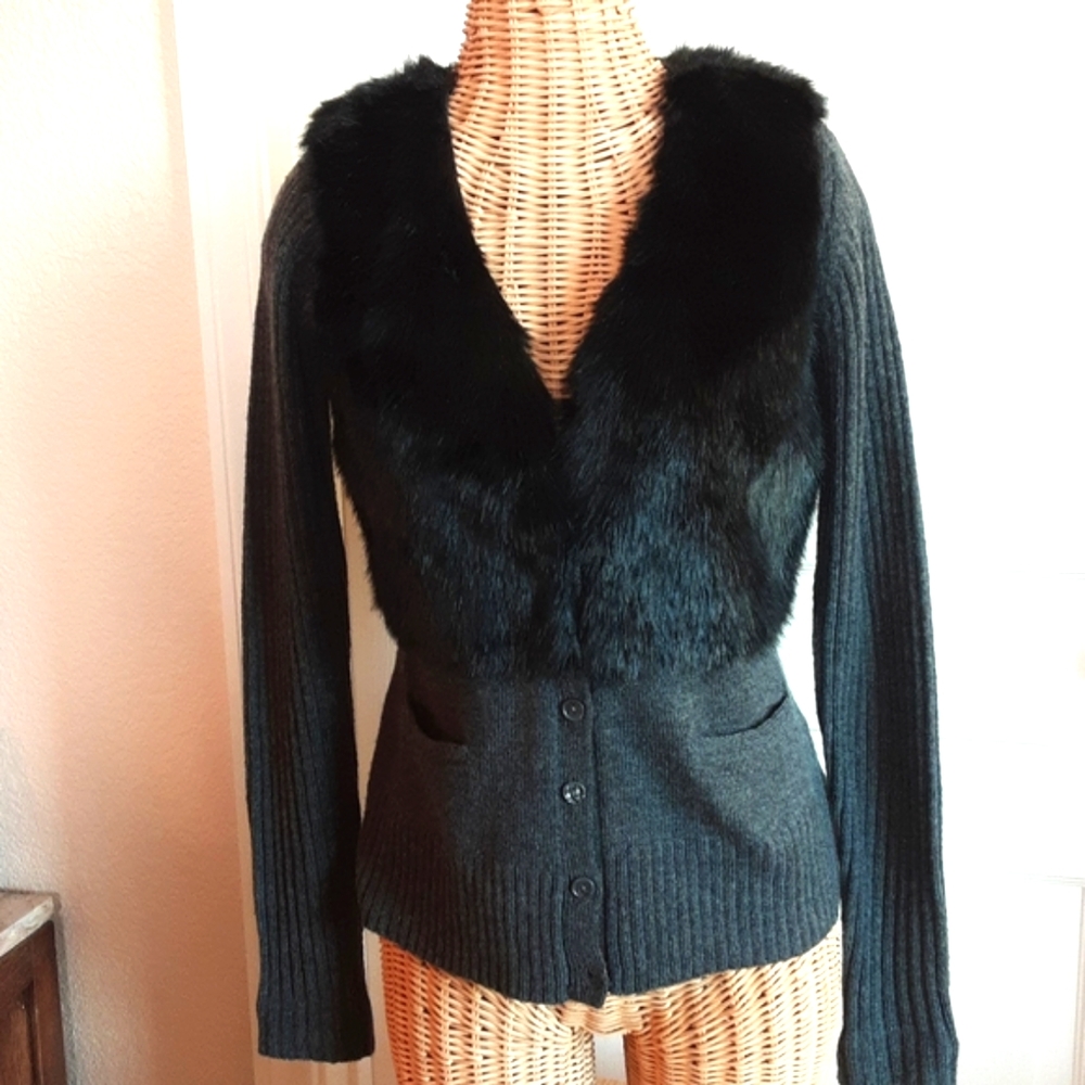 ❤HP❤Simply Vera Vera Wang Faux Fur Cardigan Sweater